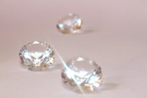 Lab grown diamonds vs natural diamonds
