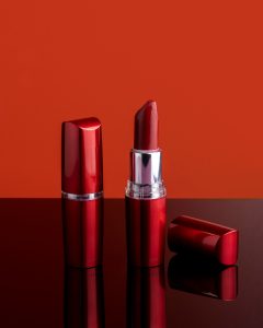 Minimalist all-metal cosmetic packaging design showcasing modern sustainable luxury beauty trends.