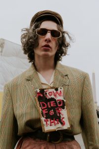 Marc Jacobs protest grunge