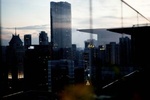 Singapore skyline glass windows sleep tourisn 